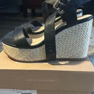 Born in California wedges